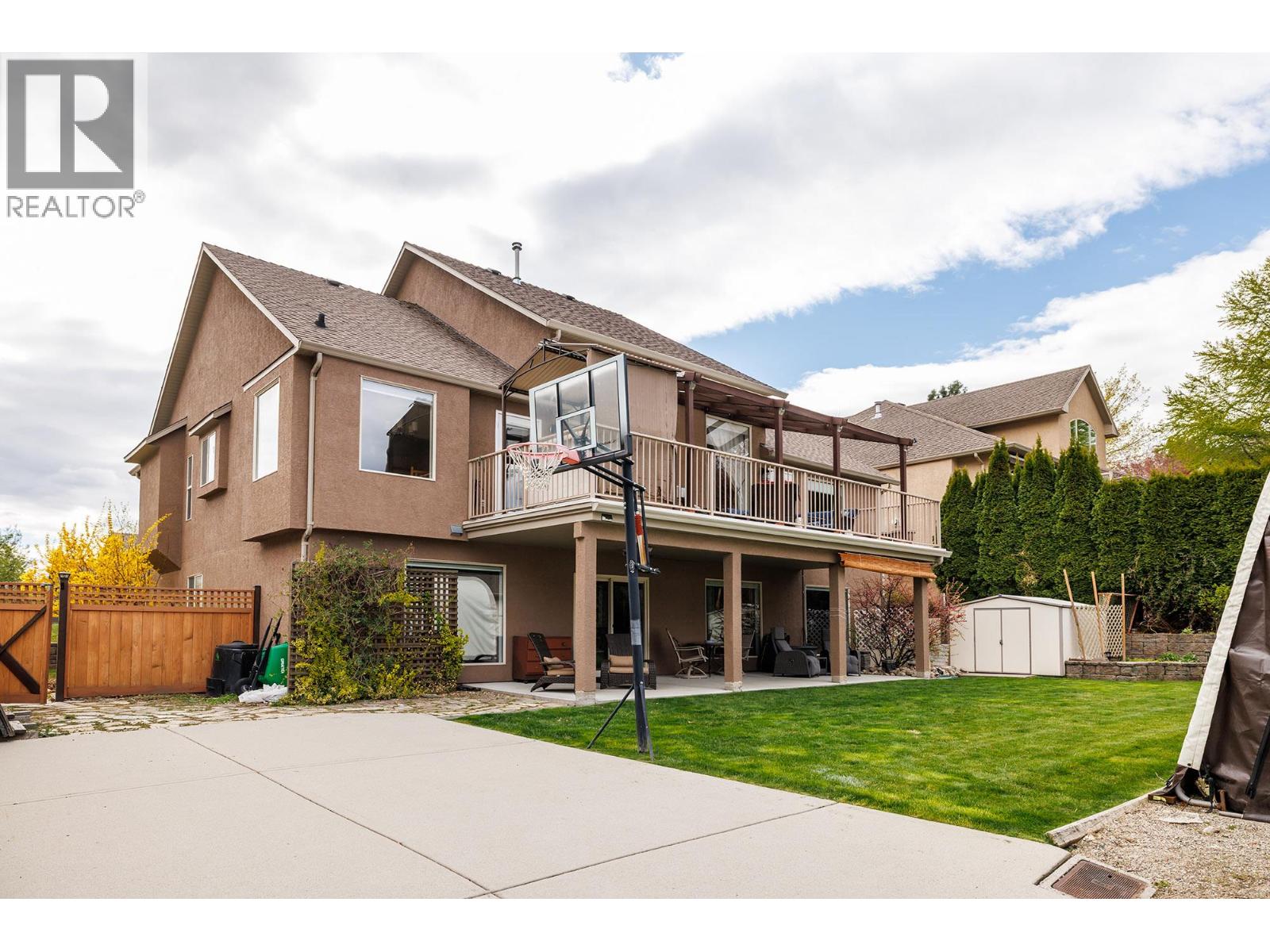 2212 Chilcotin Crescent, Kelowna
