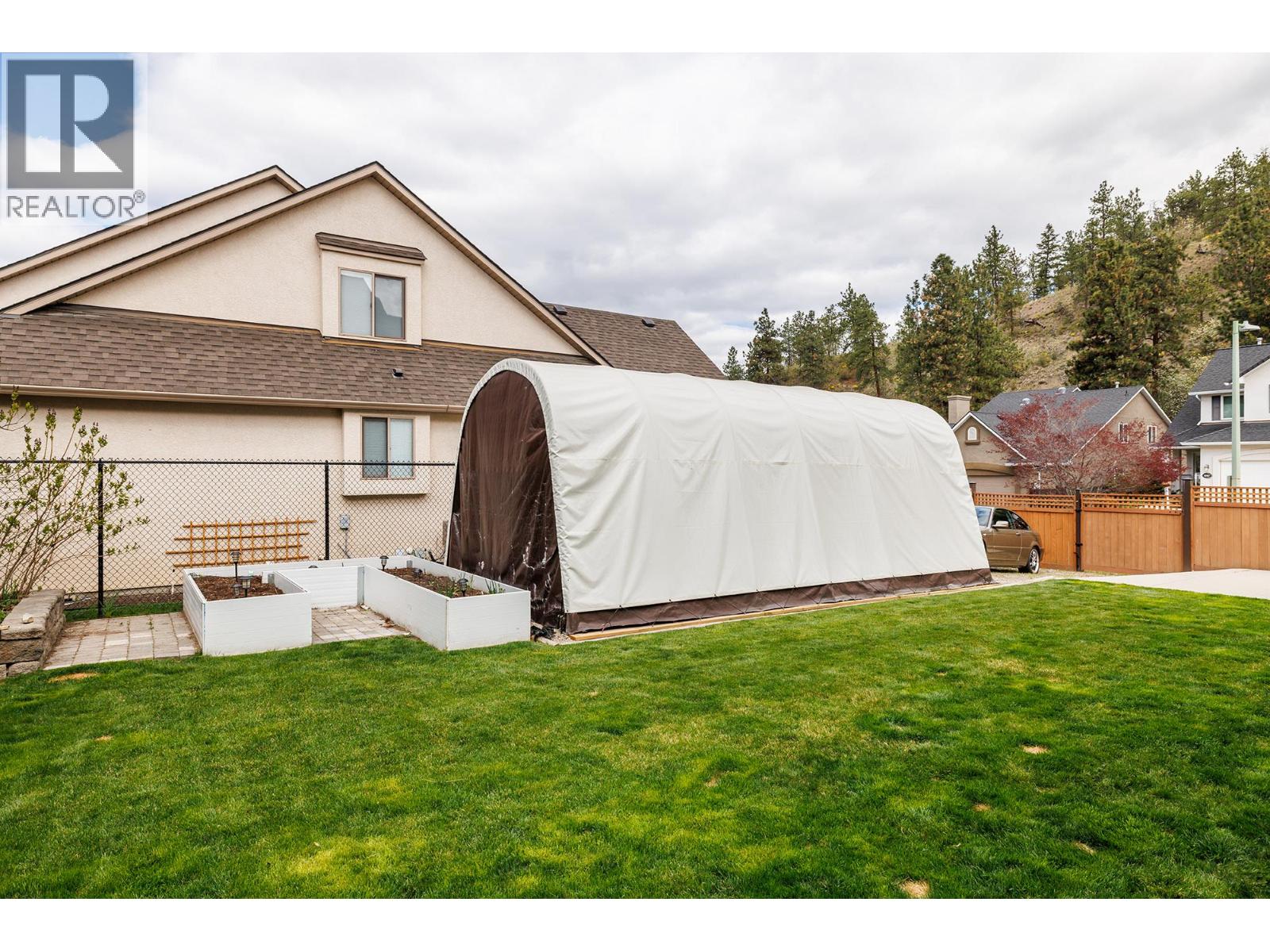 2212 Chilcotin Crescent, Kelowna