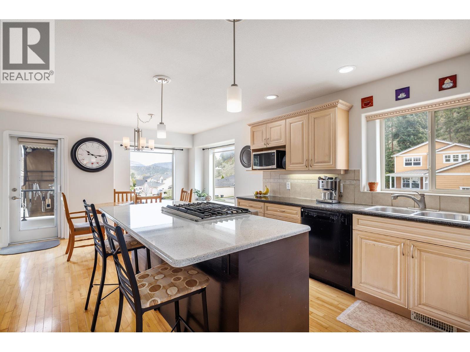 2212 Chilcotin Crescent, Kelowna