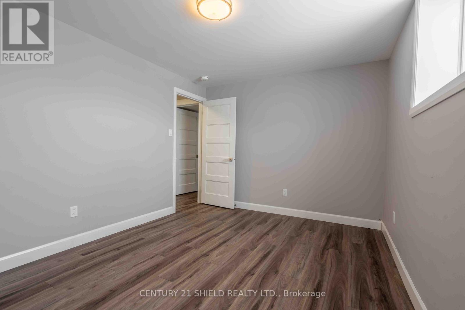 238 EAST RIDGE DRIVE — photo 22