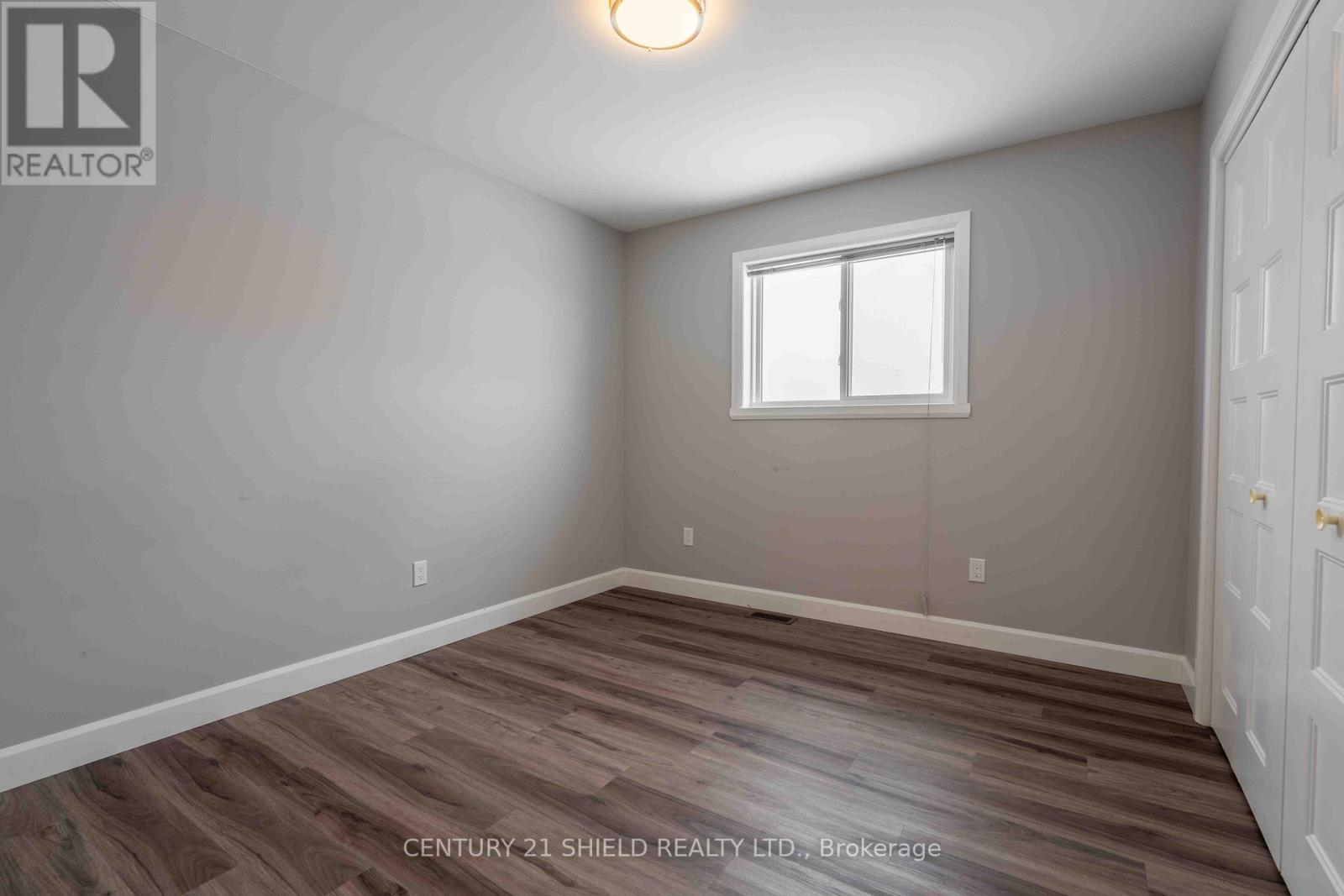 238 EAST RIDGE DRIVE — photo 9