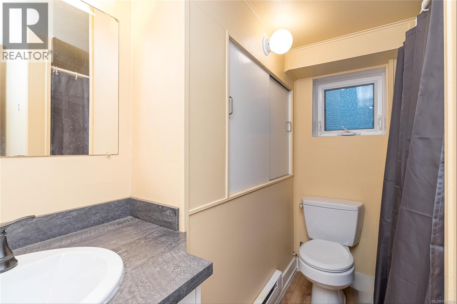 354 Berwick St — photo 24