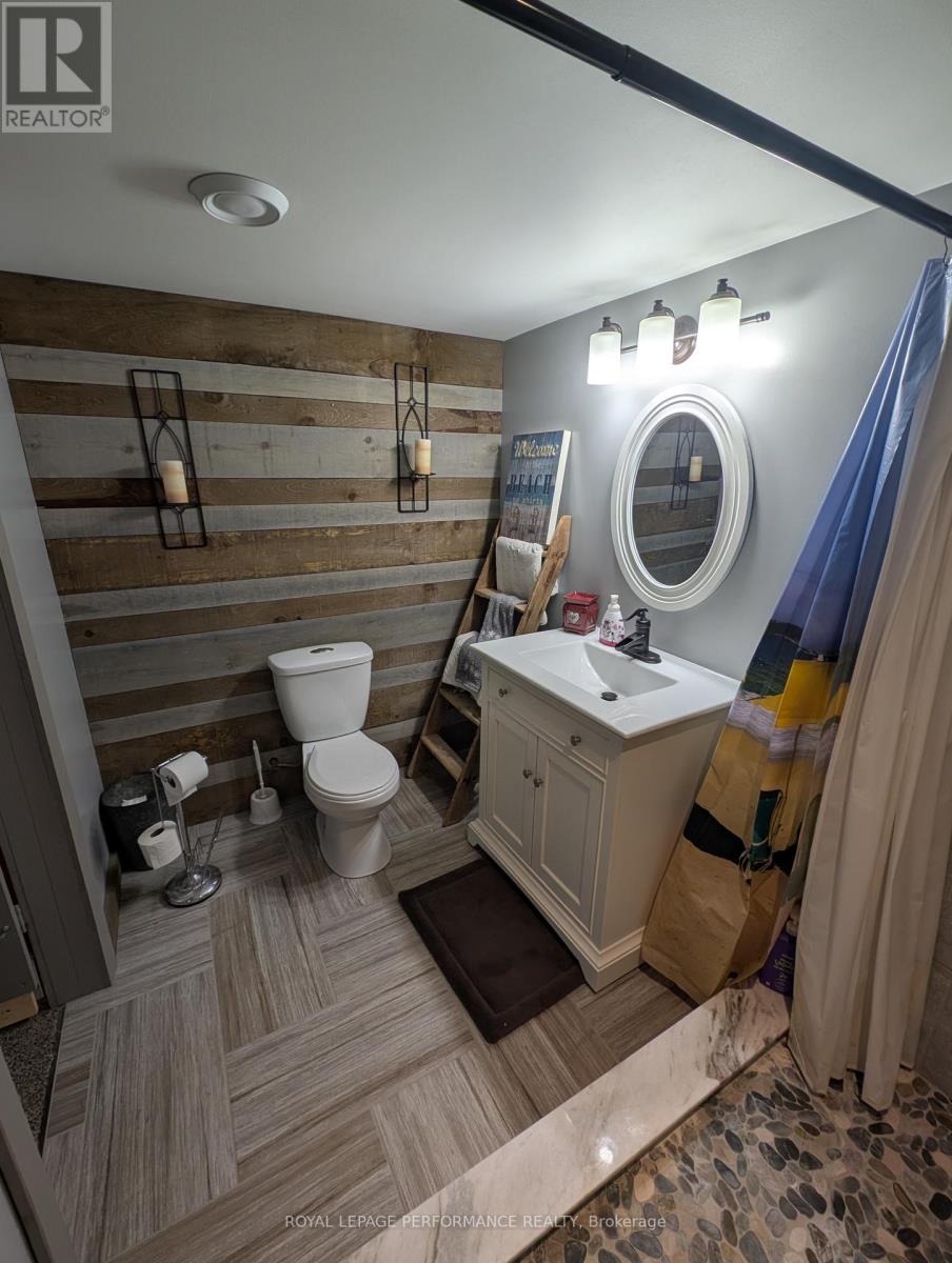 3 Pc Bathroom in Basement.