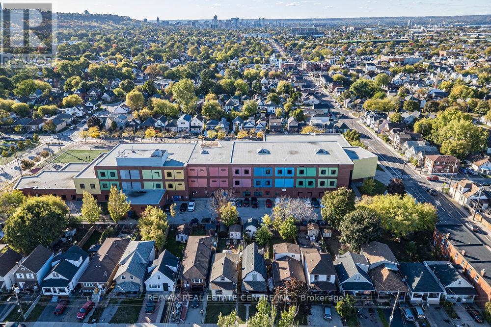 23 FREDERICK AVENUE - 37