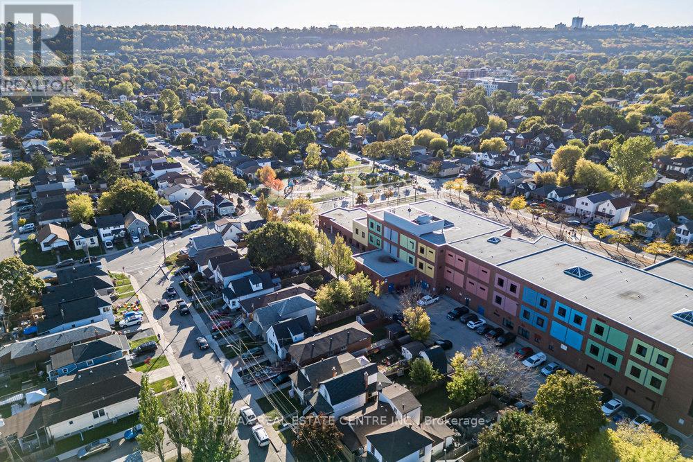 23 FREDERICK AVENUE - 40