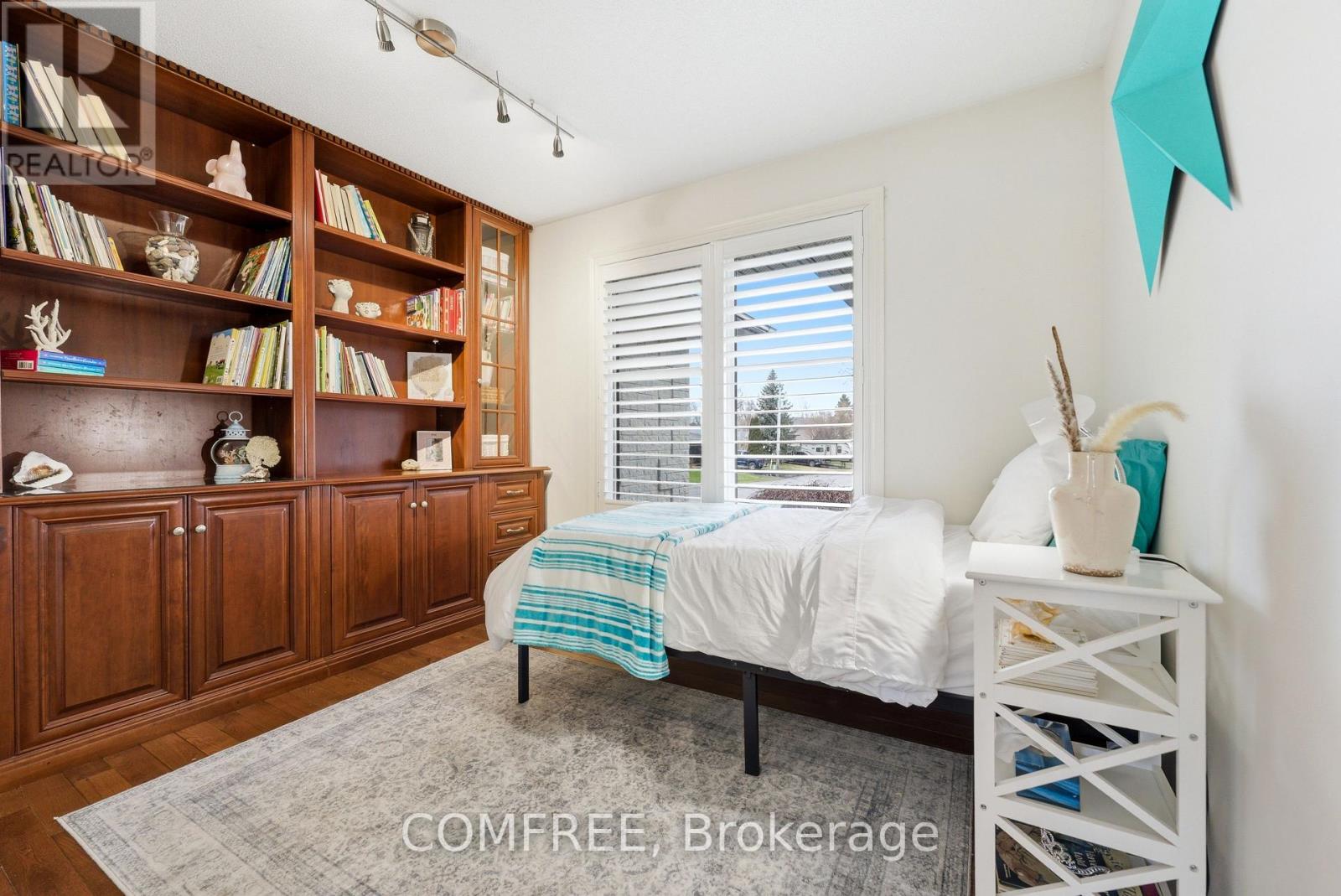 7 ROGERS ROAD - 18
