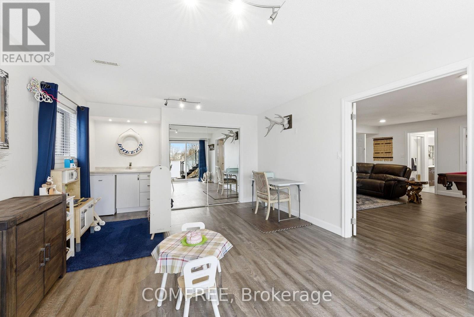 7 ROGERS ROAD - 25