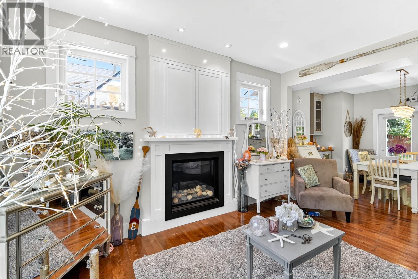 4455 ELIZABETH ST - 20