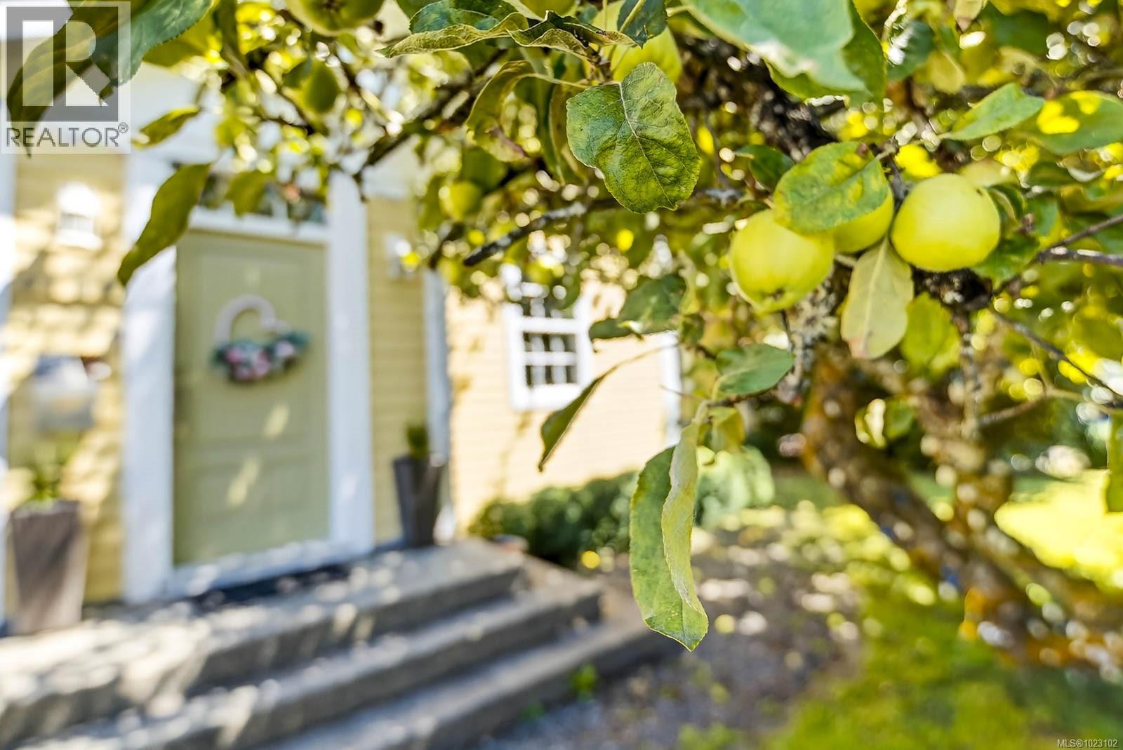 4455 ELIZABETH ST - 58