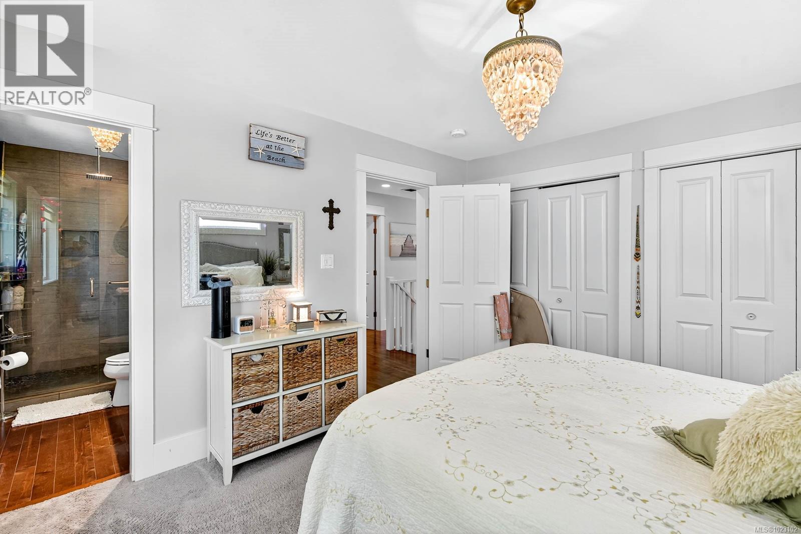 4455 ELIZABETH ST - 37