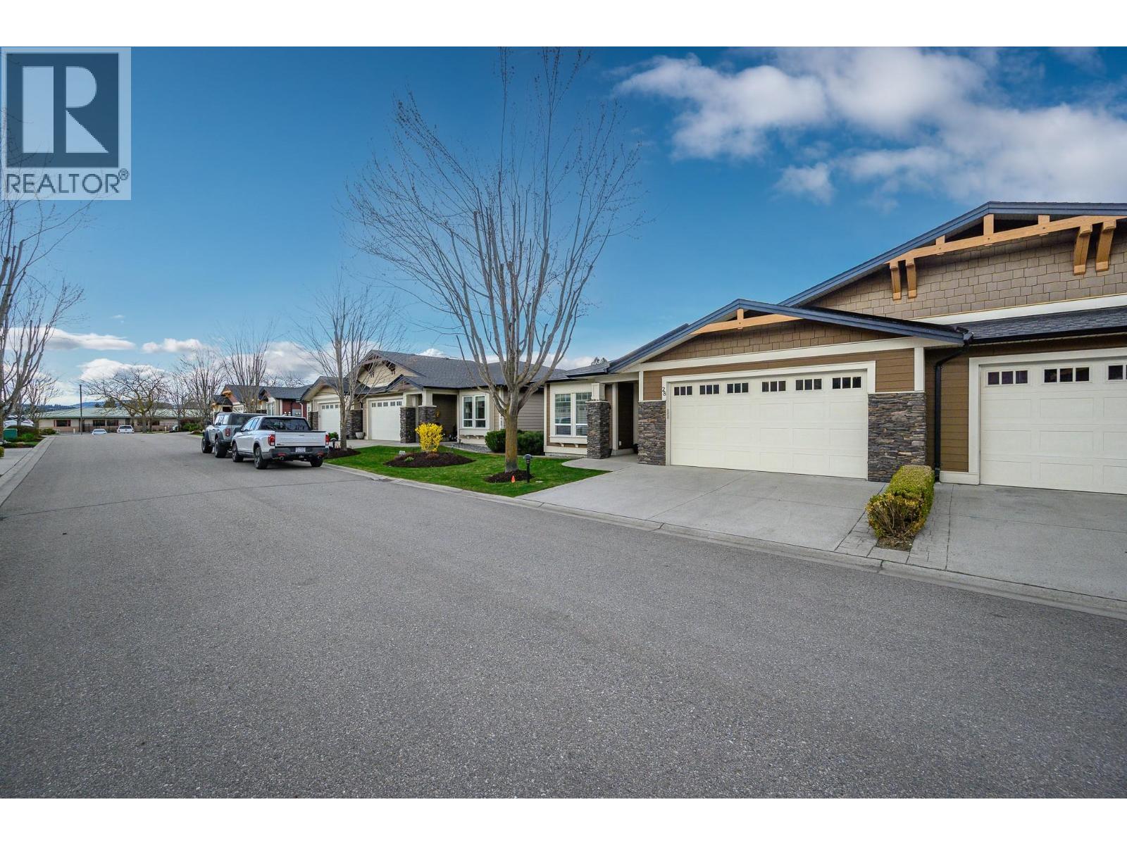 #28 3805 PATTEN DRIVE - Image 3