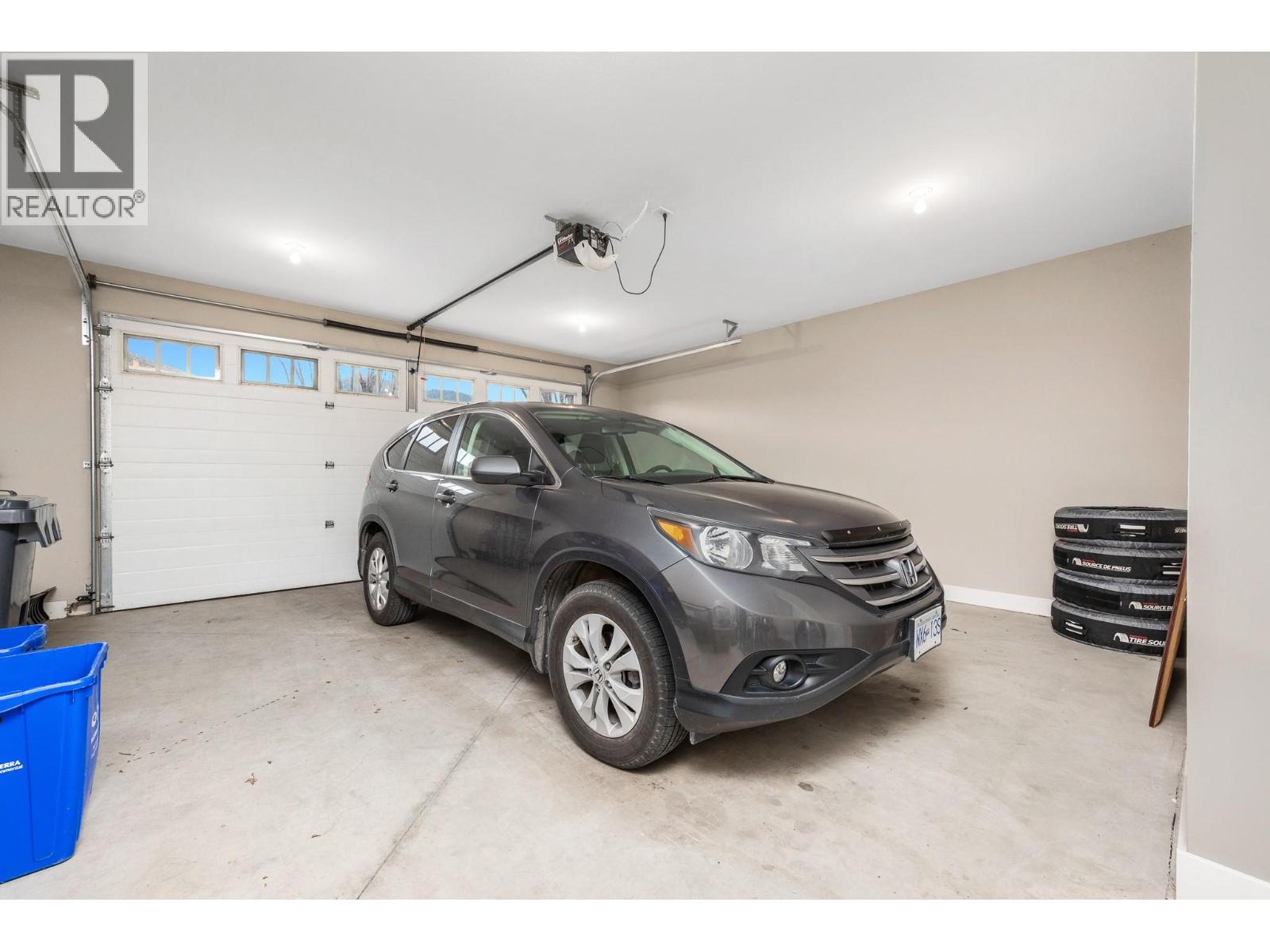 #28 3805 PATTEN DRIVE - 23