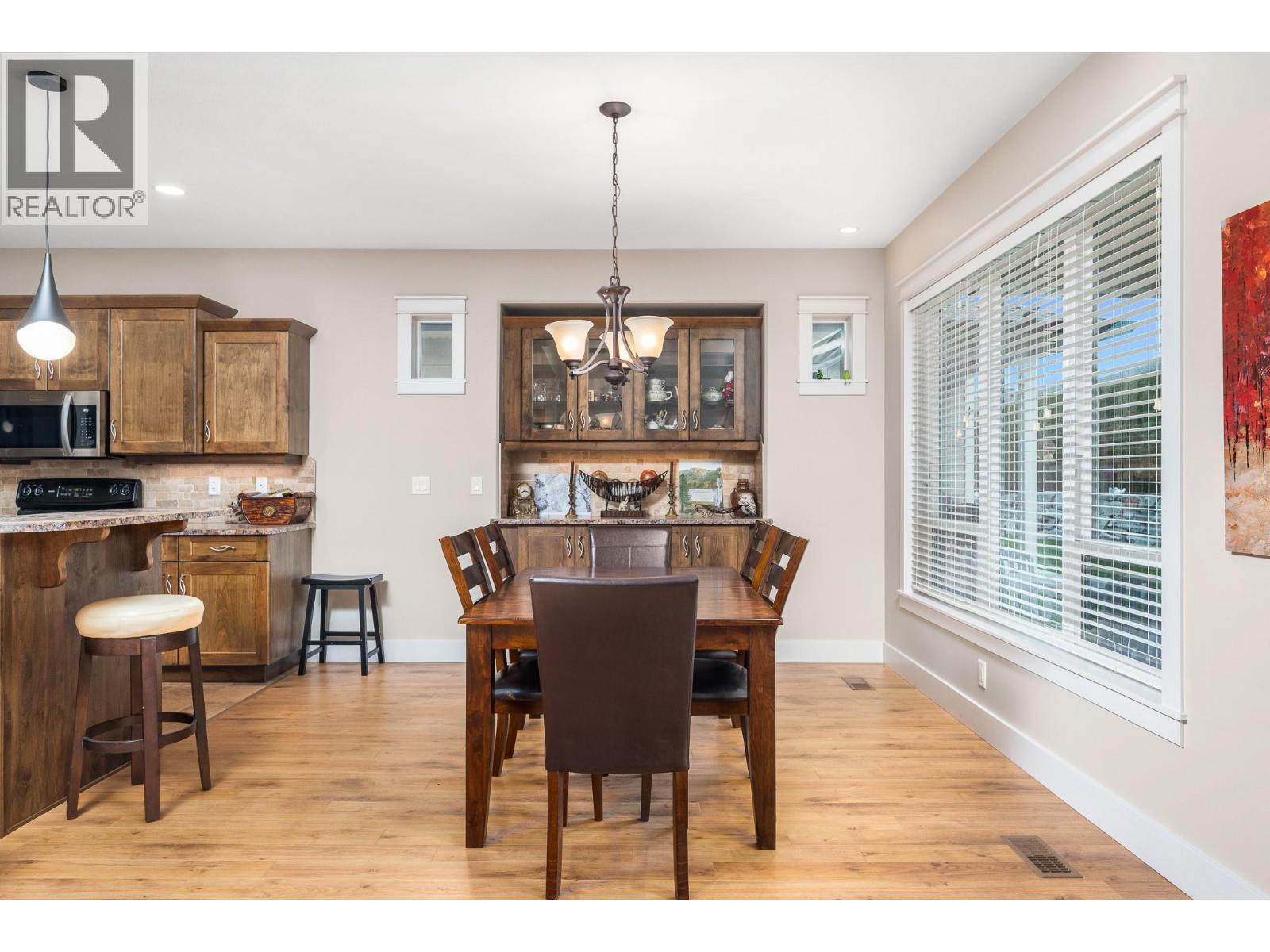 #28 3805 PATTEN DRIVE - 11