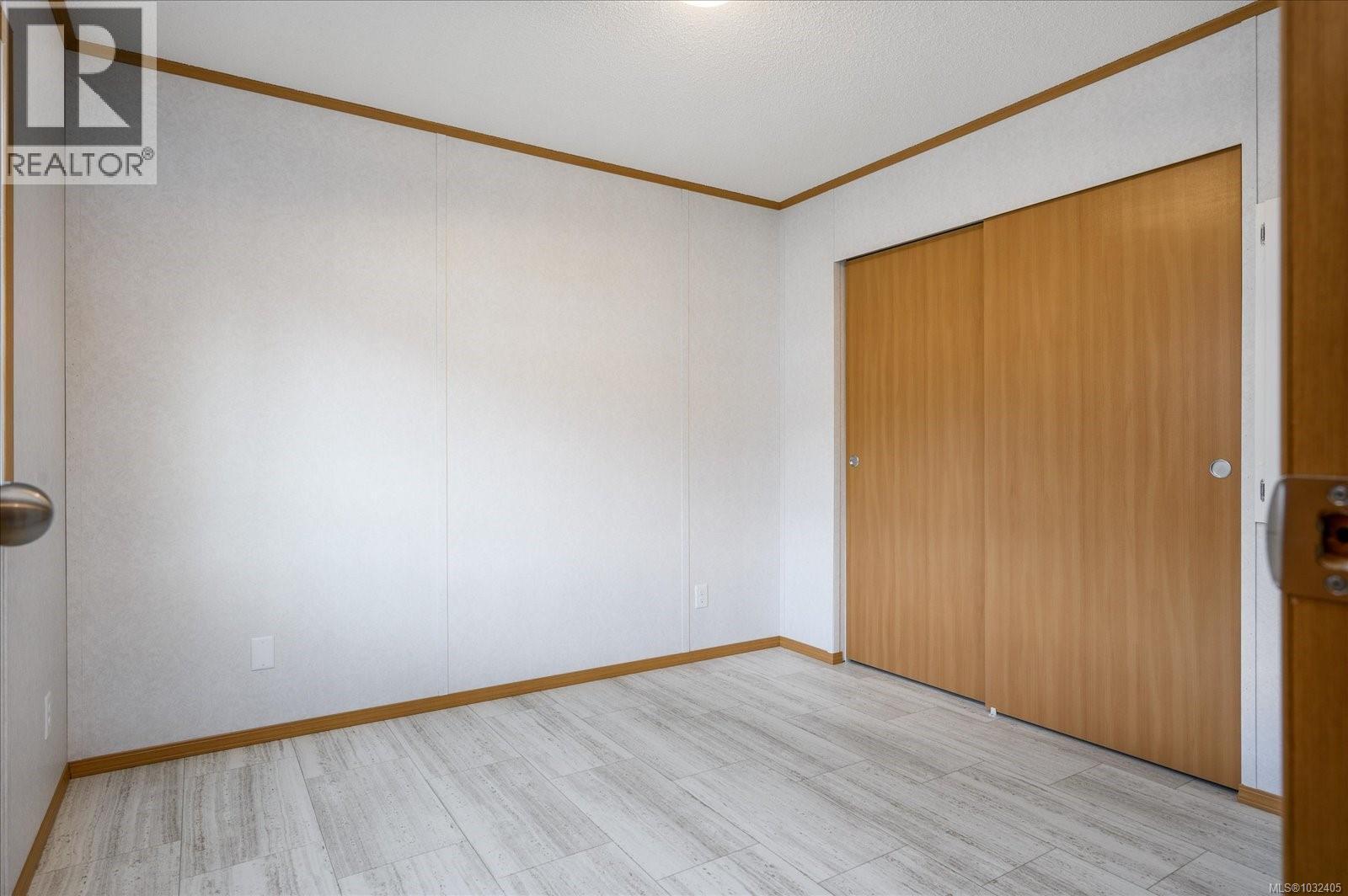 #21 6820 Parklands Pl - 11