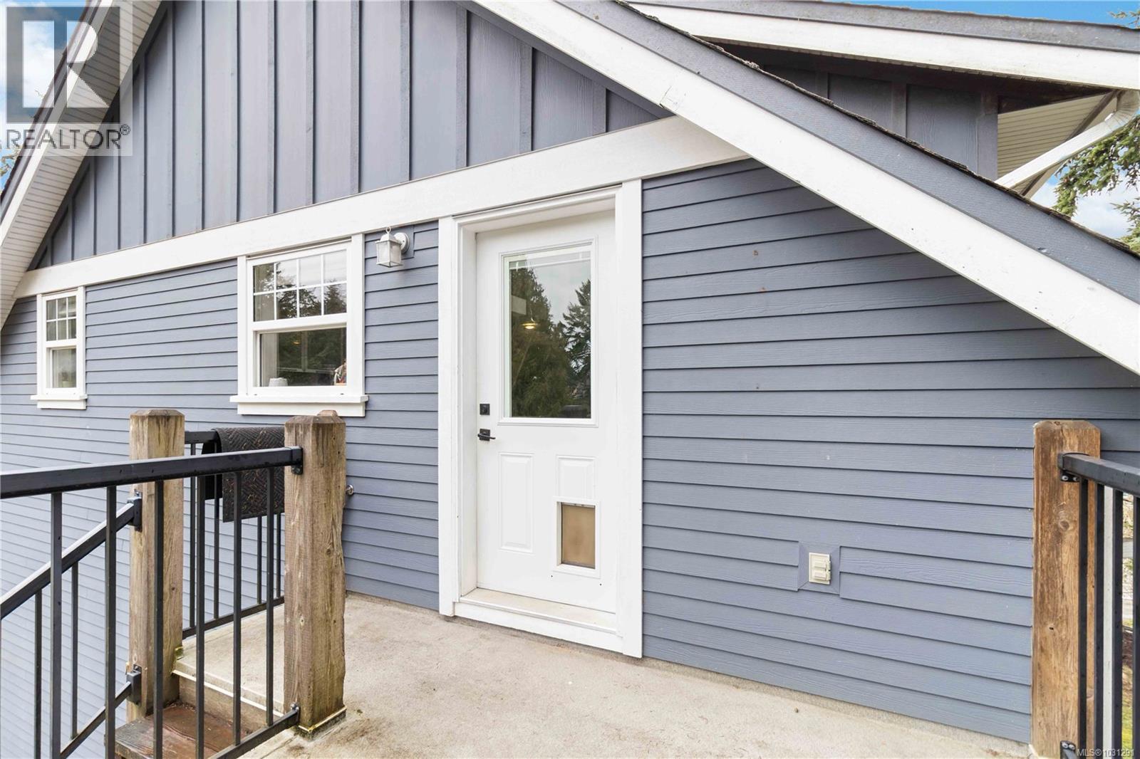  1012 Marwood Avenue, Langford