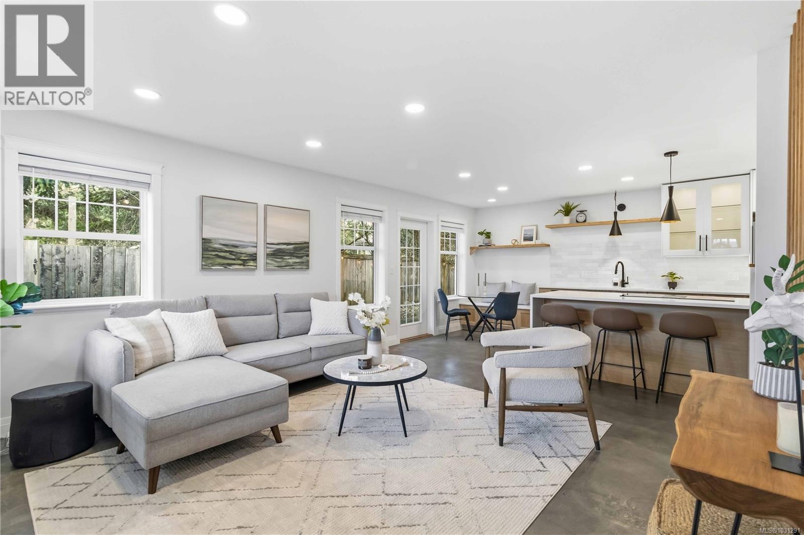  1012 Marwood Avenue, Langford