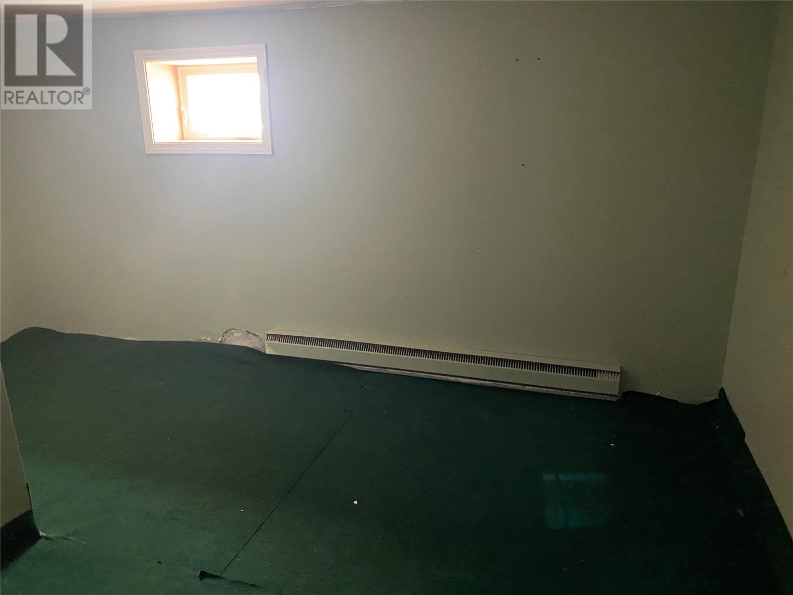 80 CORNWALL Heights — photo 15