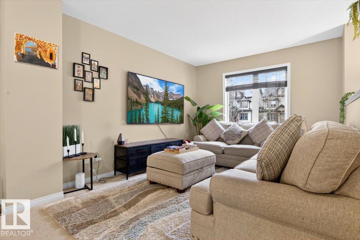 1637 TOWNE CENTRE BV NW - 19
