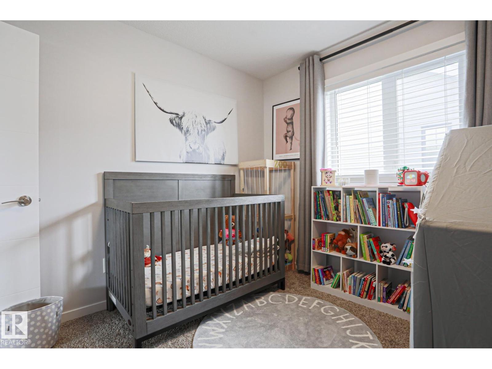 18 ENCHANTED WAY, St. Albert