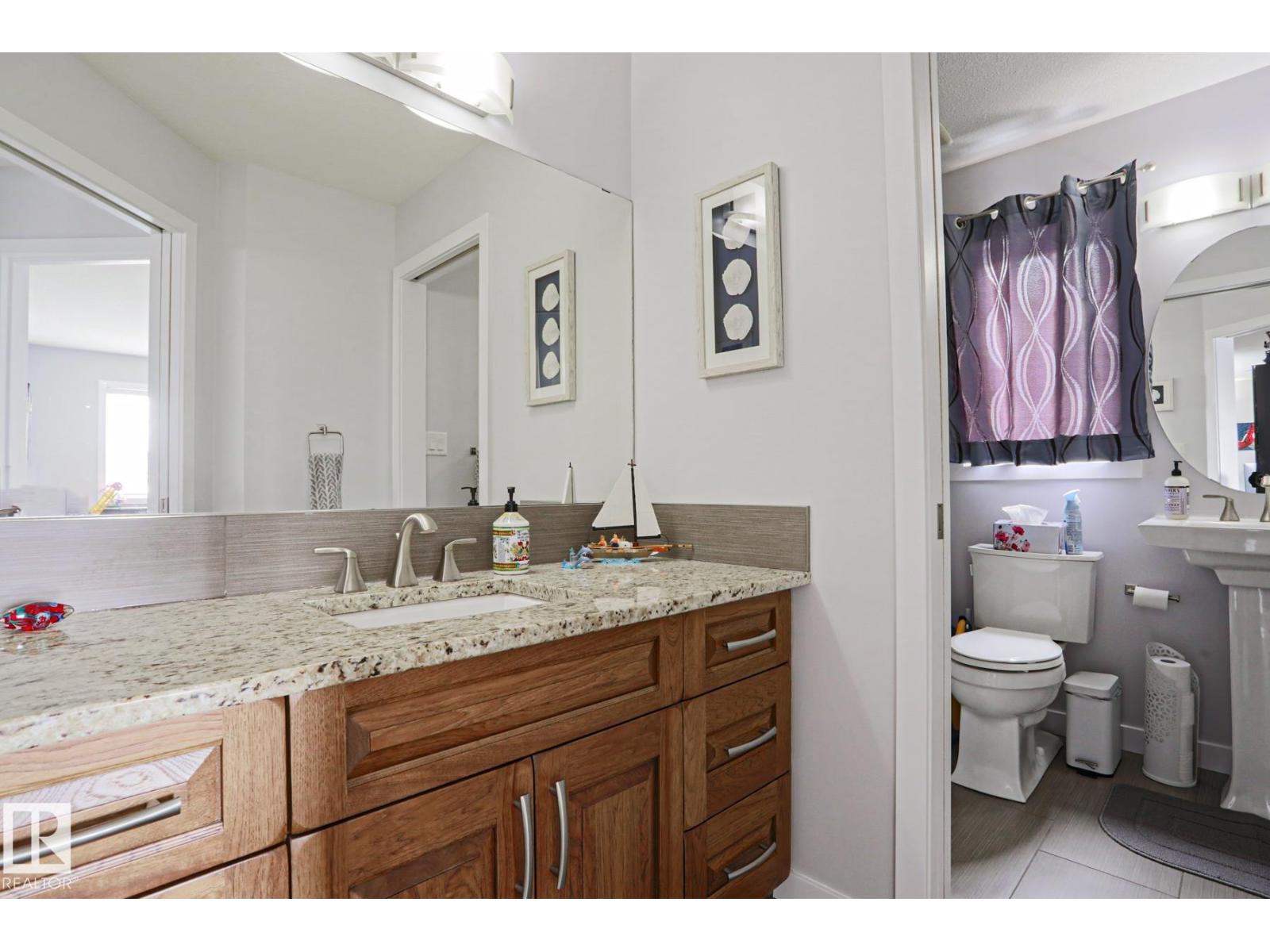 18 ENCHANTED WAY, St. Albert