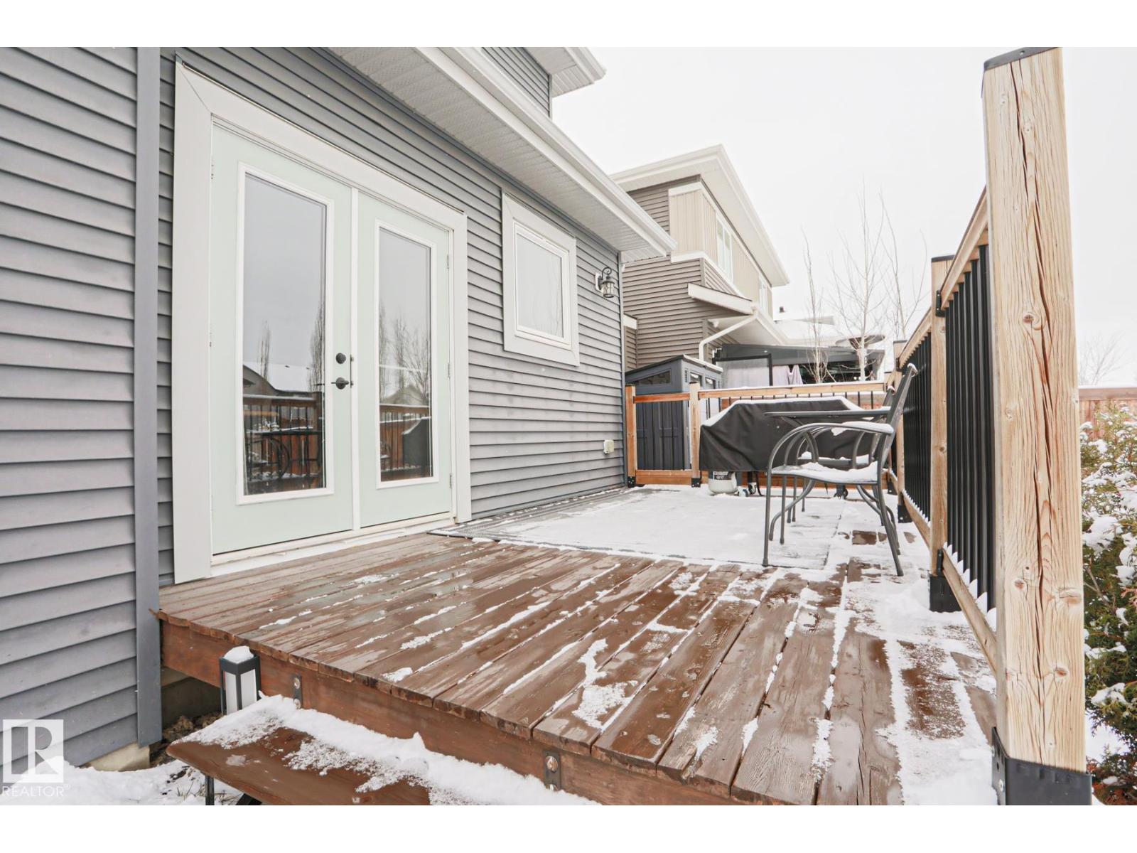 18 ENCHANTED WAY, St. Albert