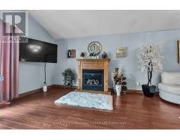 Foyer - 15 Gibson Drive, Tillsonburg, ON N4G5G4 Photo 10