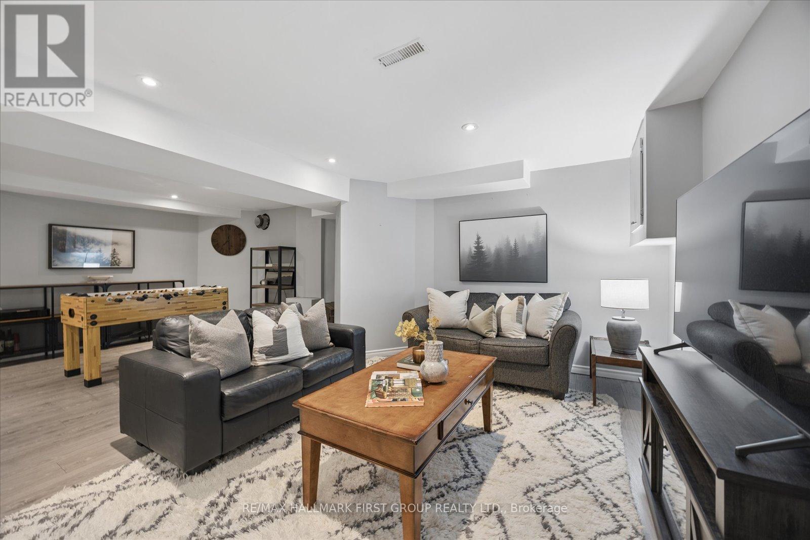 56 LONGSTAFF DRIVE - 19