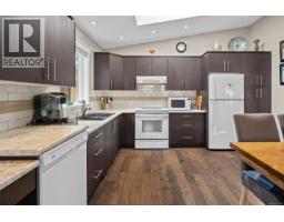 54 7586 Tetayut Rd, Central Saanich, BC V8M0B4 Photo 14