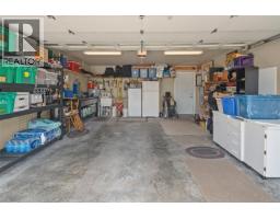 54 7586 Tetayut Rd, Central Saanich, BC V8M0B4 Photo 22