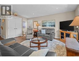 Primary Bedroom - 54 7586 Tetayut Rd, Central Saanich, BC V8M0B4 Photo 8
