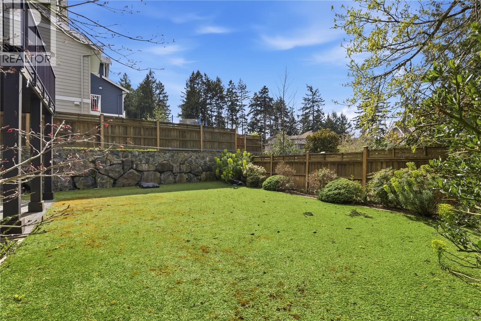  3512 Honeycrisp Avenue, Langford