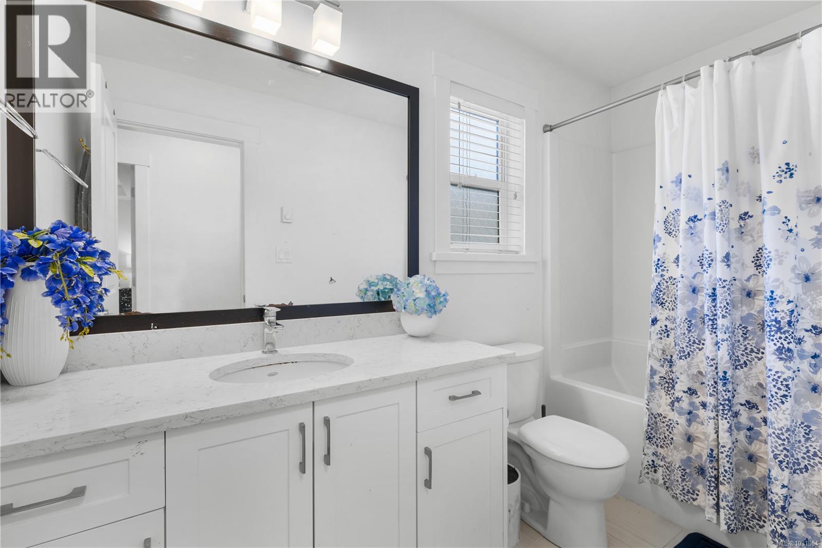  3512 Honeycrisp Avenue, Langford