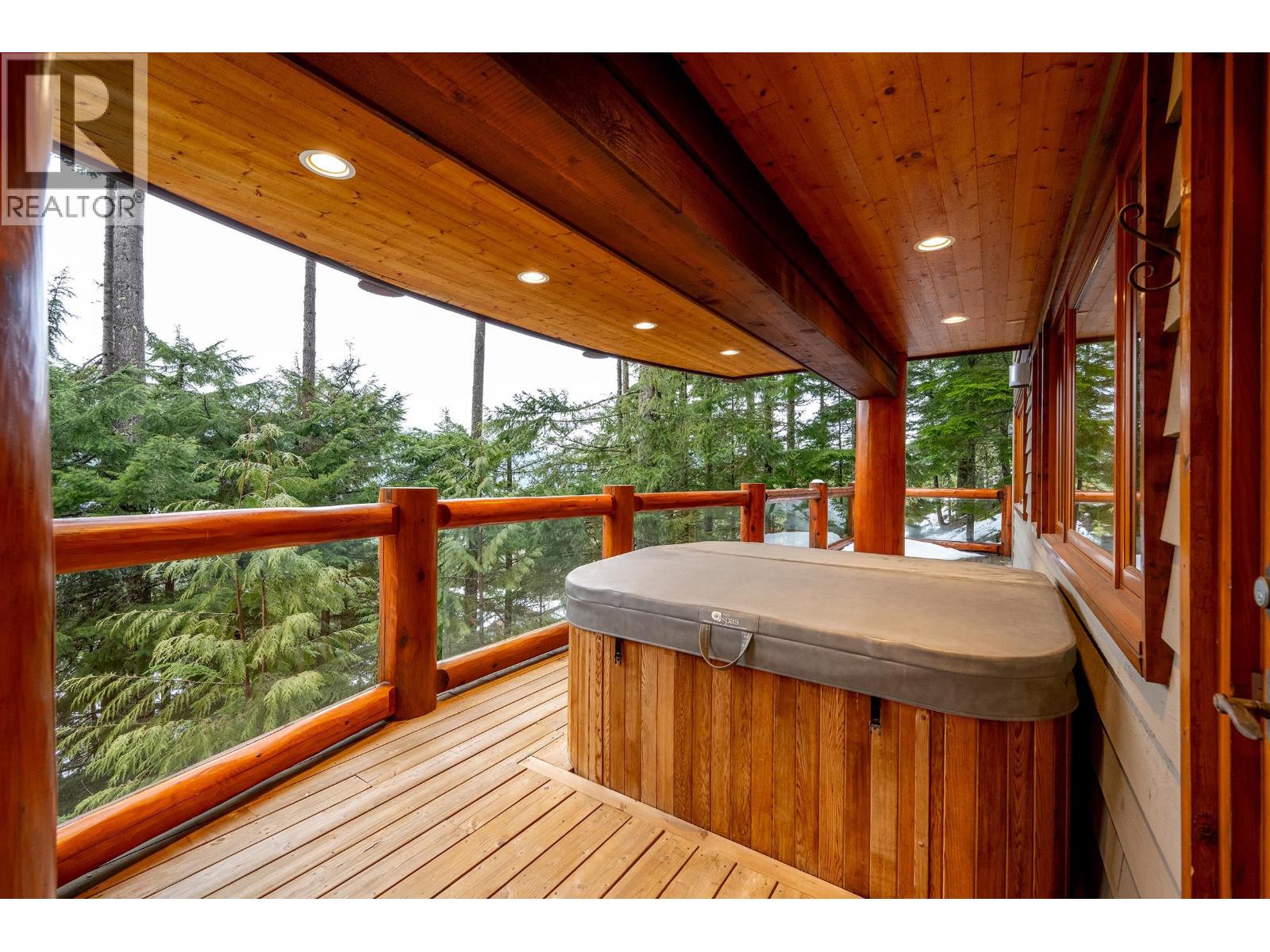 House in Whistler - Image 34