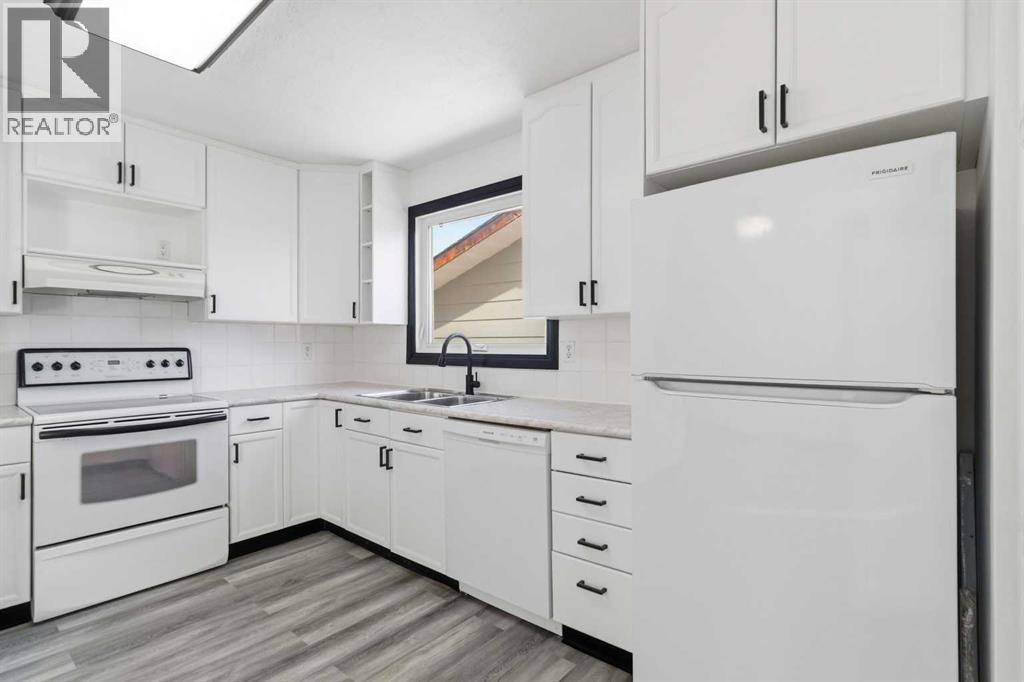 162 Elmore Drive, Fort McMurray