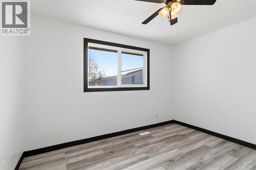 162 Elmore Drive, Fort McMurray