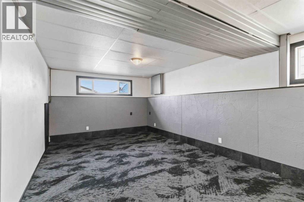 162 Elmore Drive, Fort McMurray