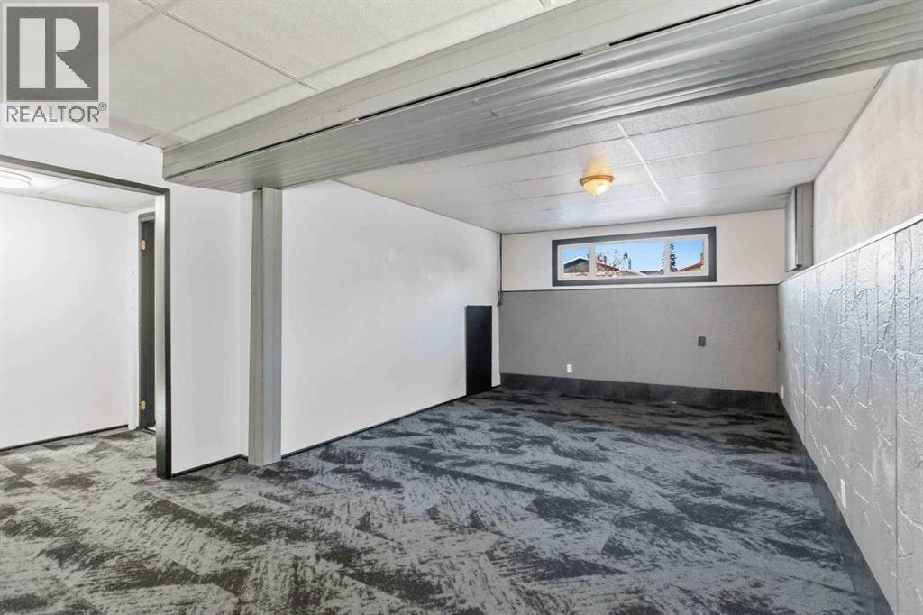 162 Elmore Drive, Fort McMurray