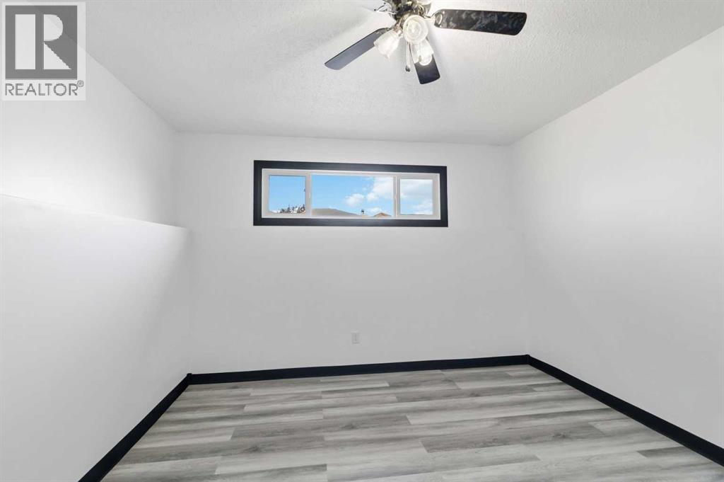 162 Elmore Drive, Fort McMurray