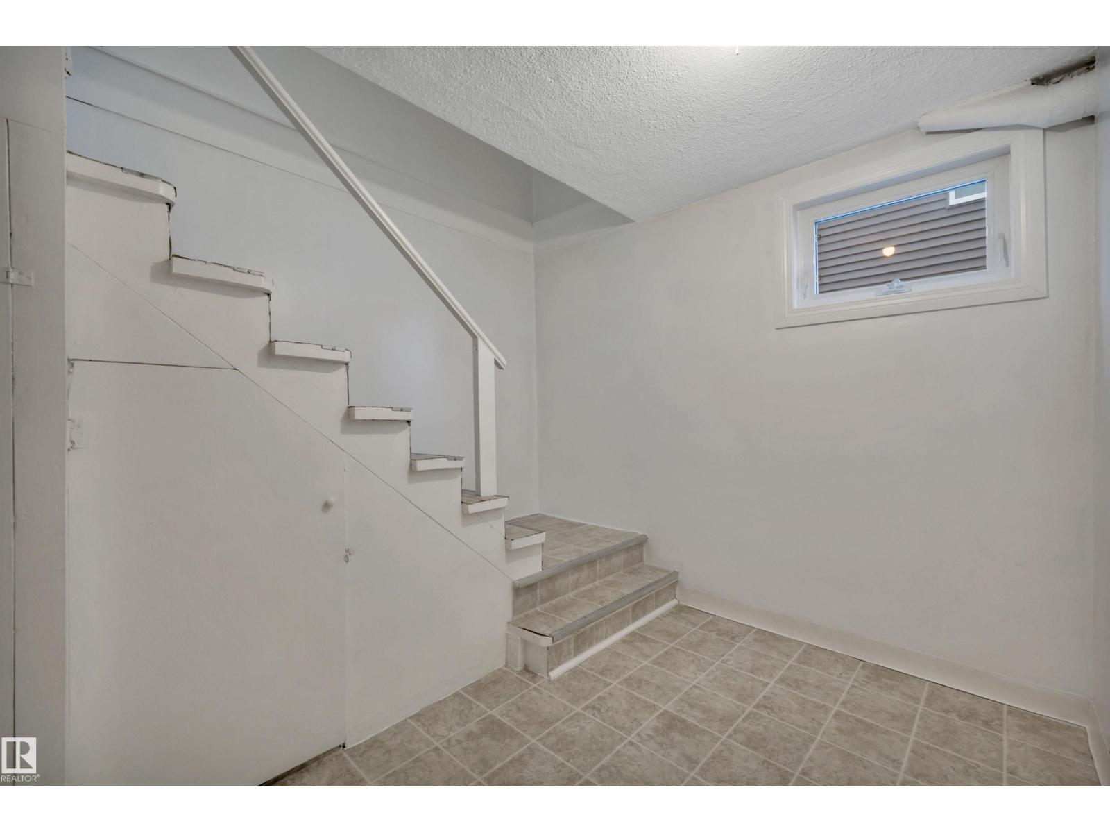 7311 82 ST NW, Edmonton