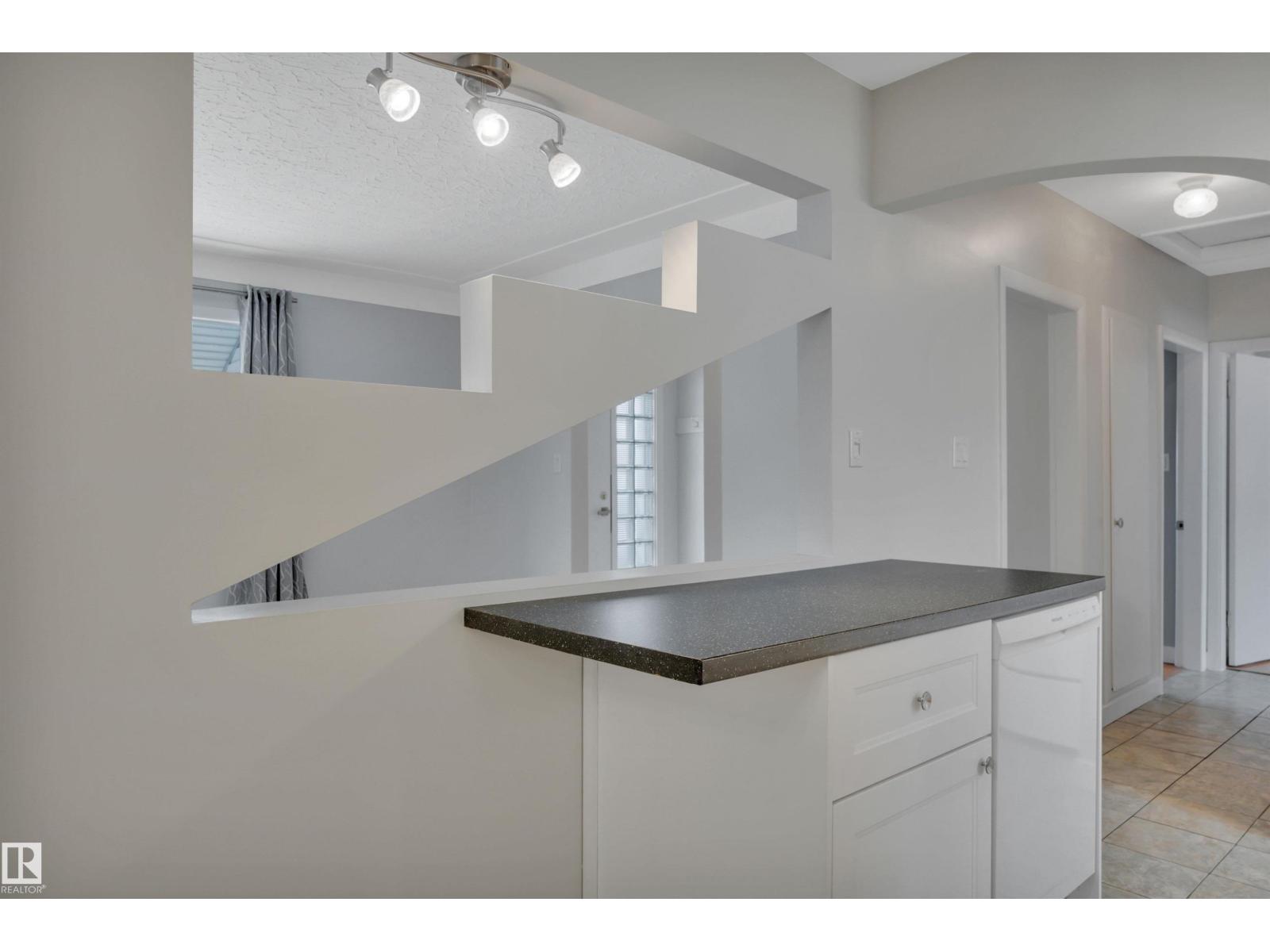 7311 82 ST NW, Edmonton