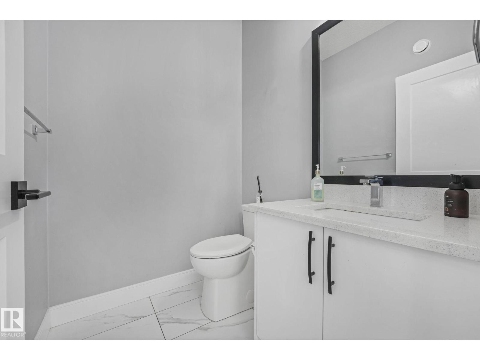 6512 175 AV NW, Edmonton