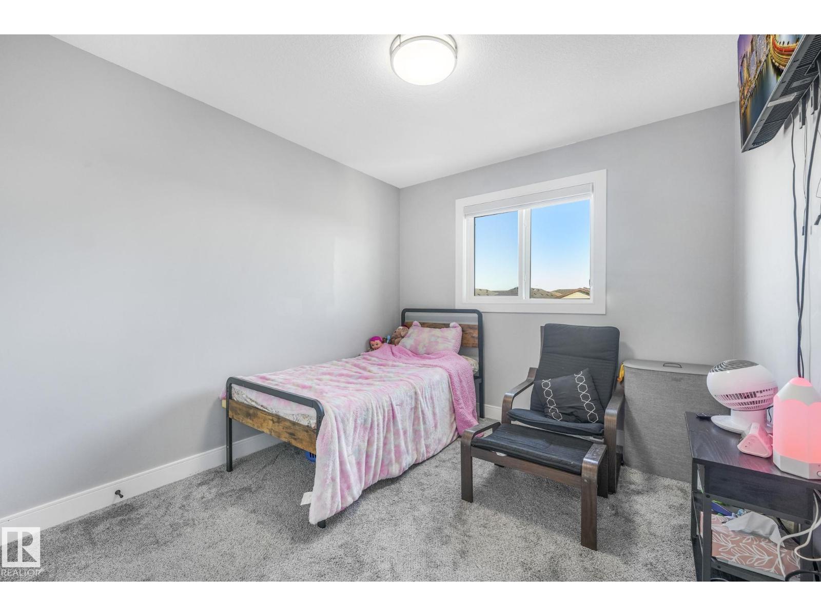 6512 175 AV NW, Edmonton