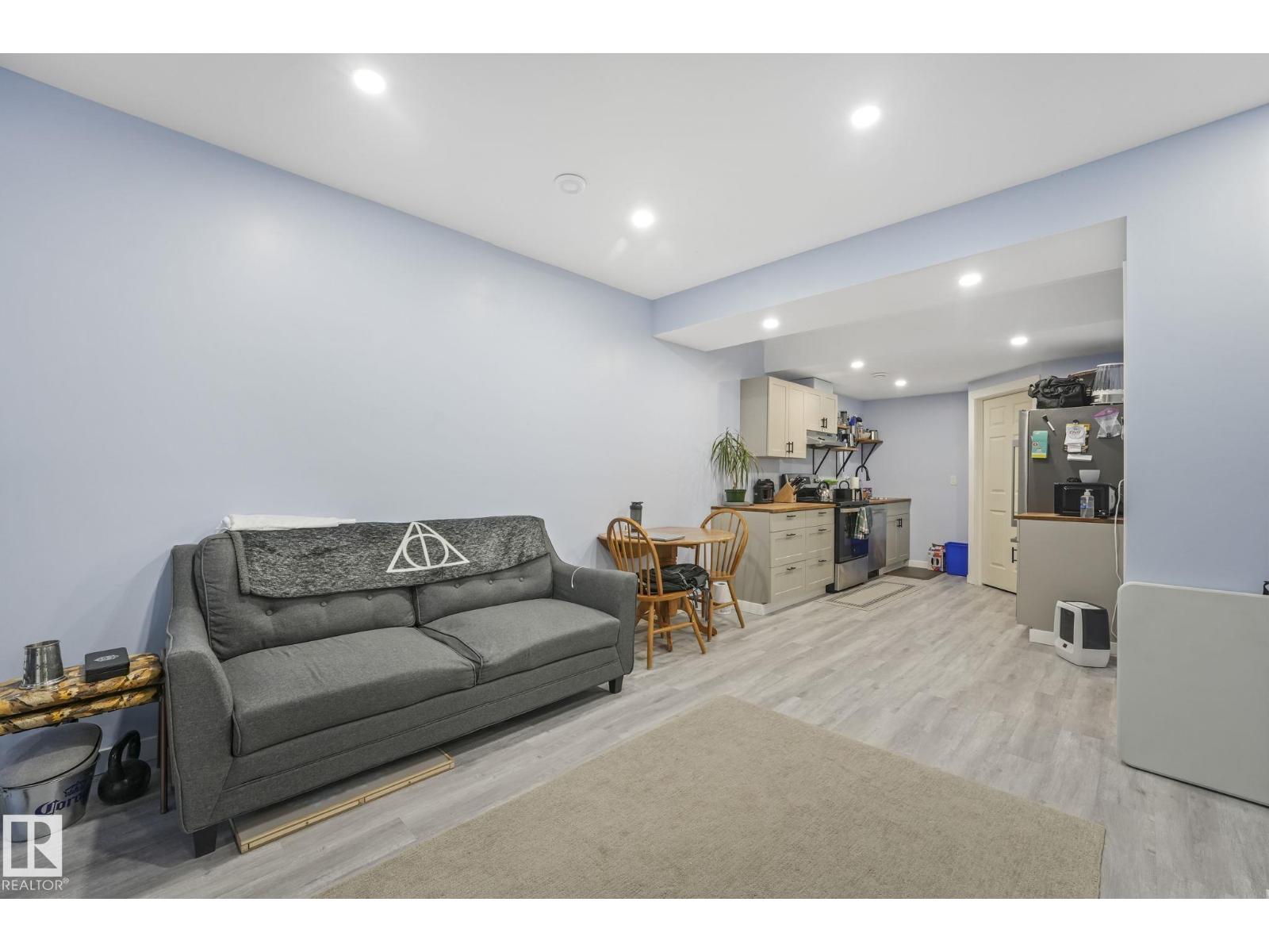 6512 175 AV NW, Edmonton