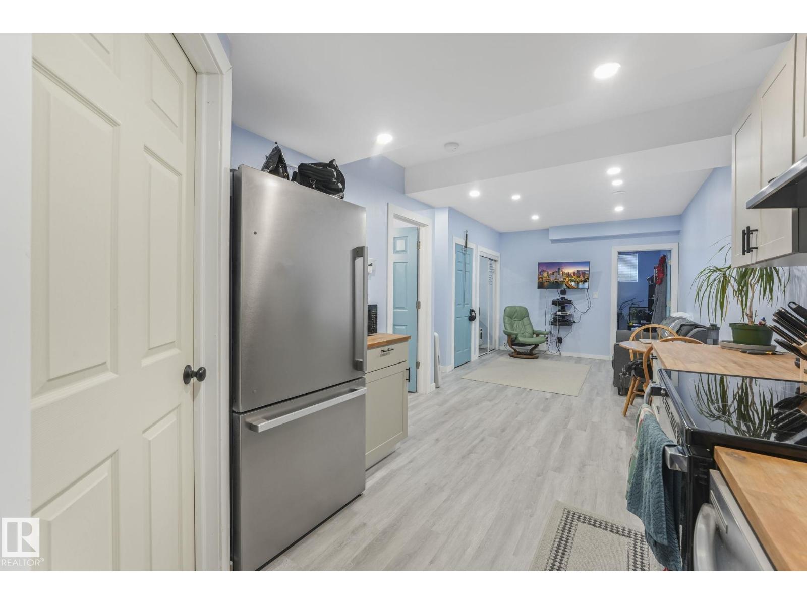 6512 175 AV NW, Edmonton