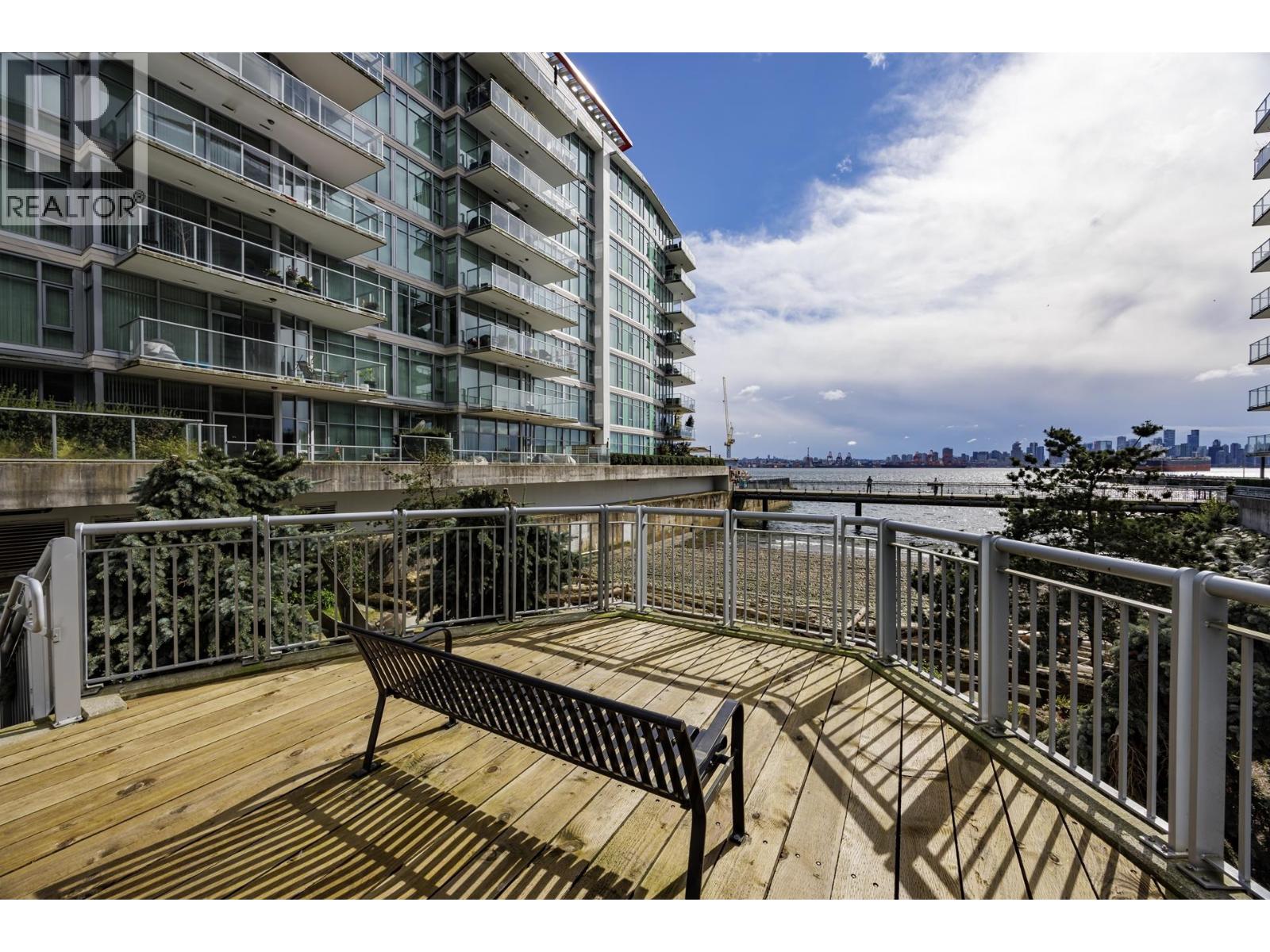 303 185 VICTORY SHIP WAY, North Vancouver
