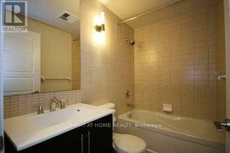 1405 - 28 LINDEN STREET — photo 11