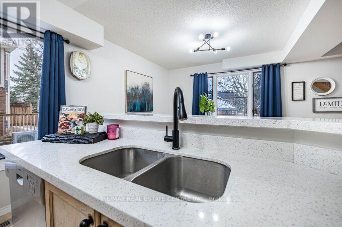 #59 941 GORDON STREET - 21