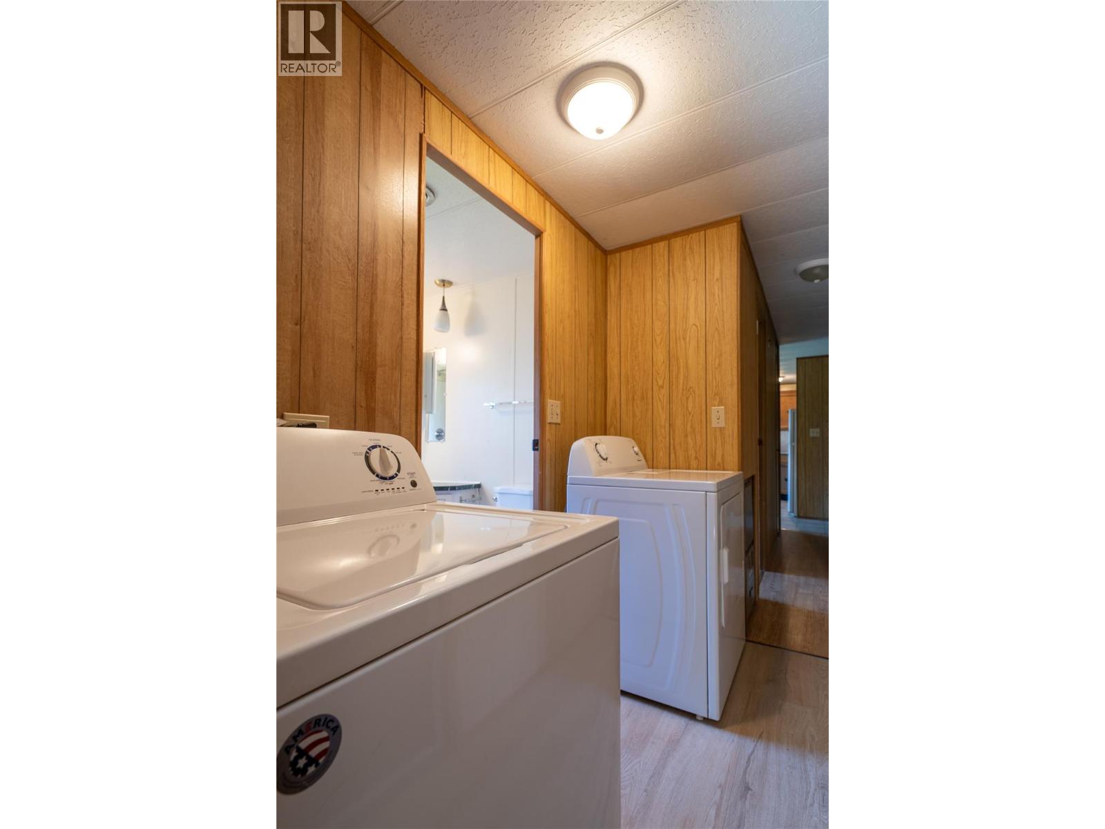 802 Center Street - 16