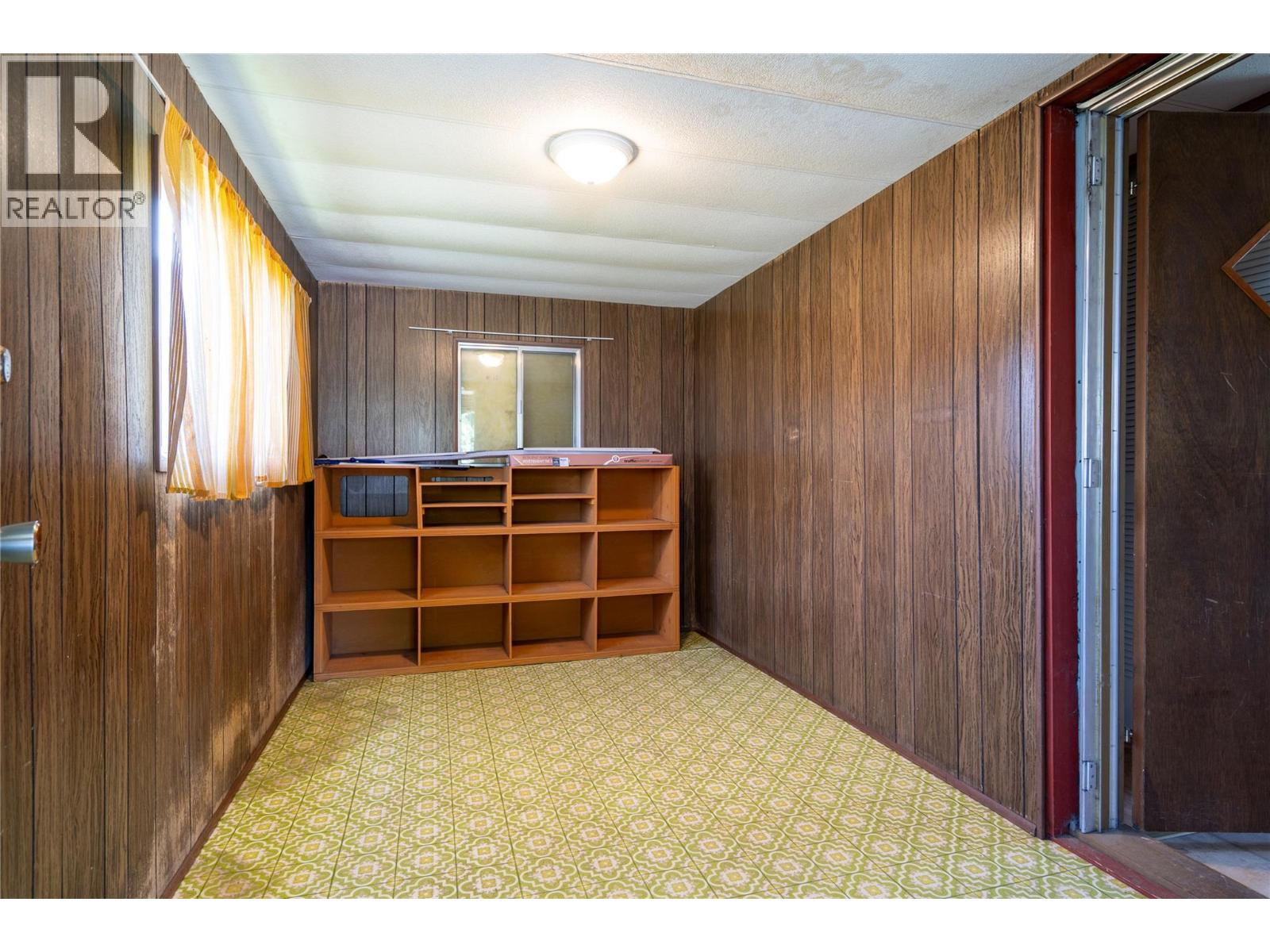 802 Center Street - 9