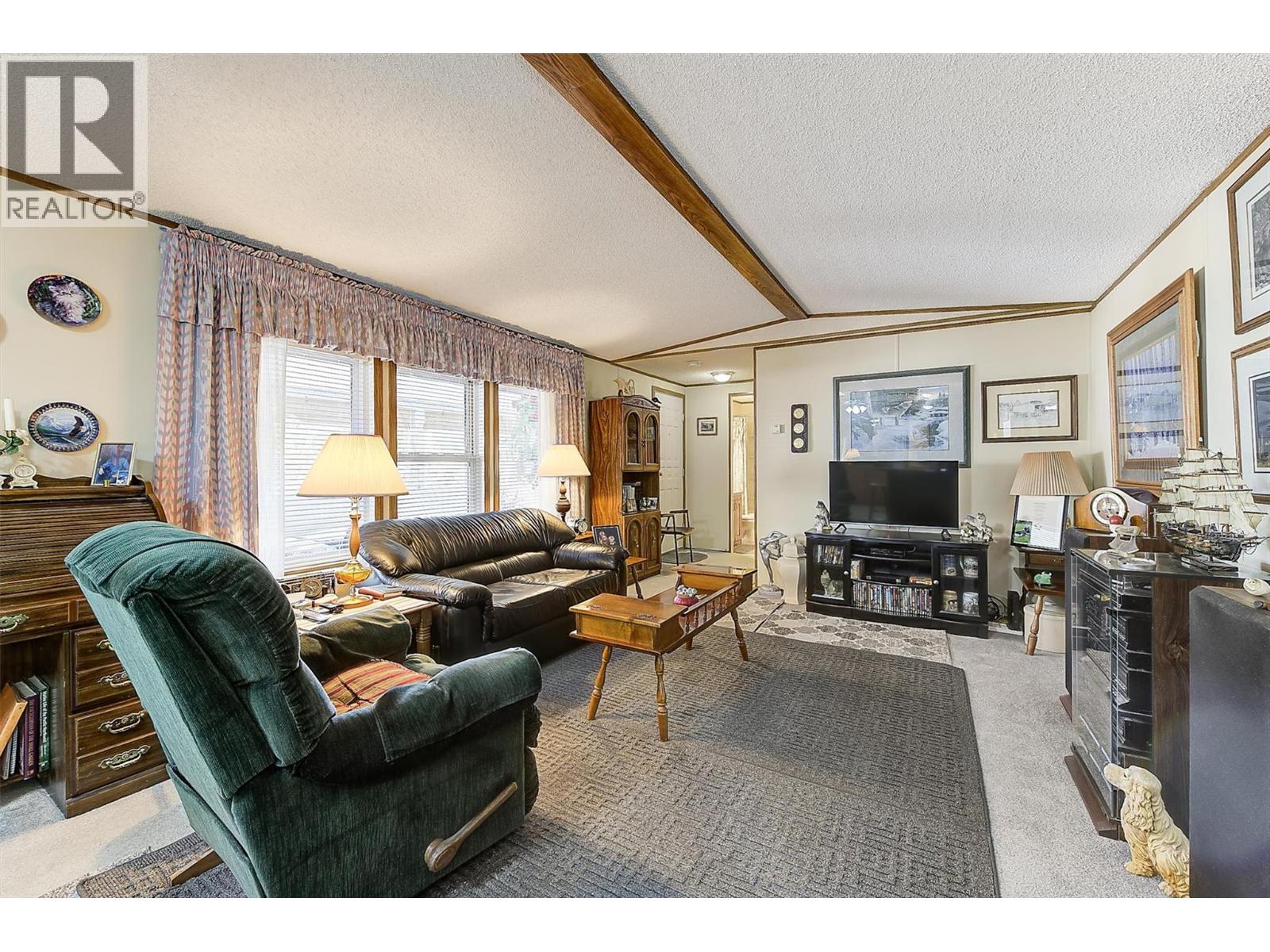 40 1750 Lenz Road, West Kelowna